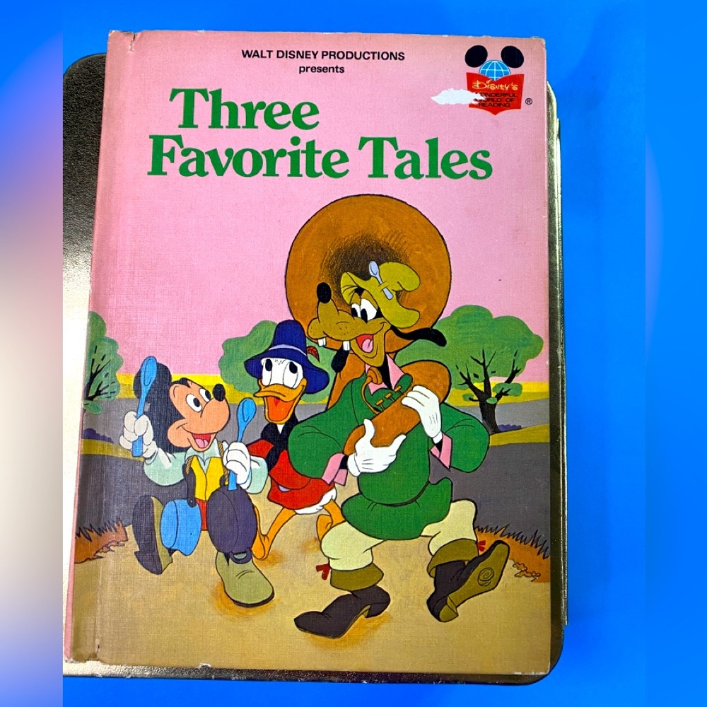 WALT DISNEY PRODUCTIONS THREE FAVORITE TALES 1975 BOOK CLUB HARDCOVER BOOK